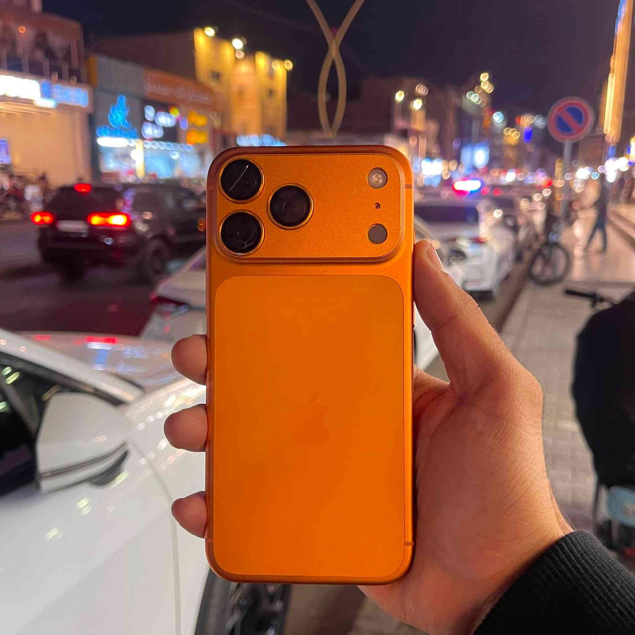 آيفون ١٧ برو ماكس • ٢٥٦ • بطارية ١٠٠٪