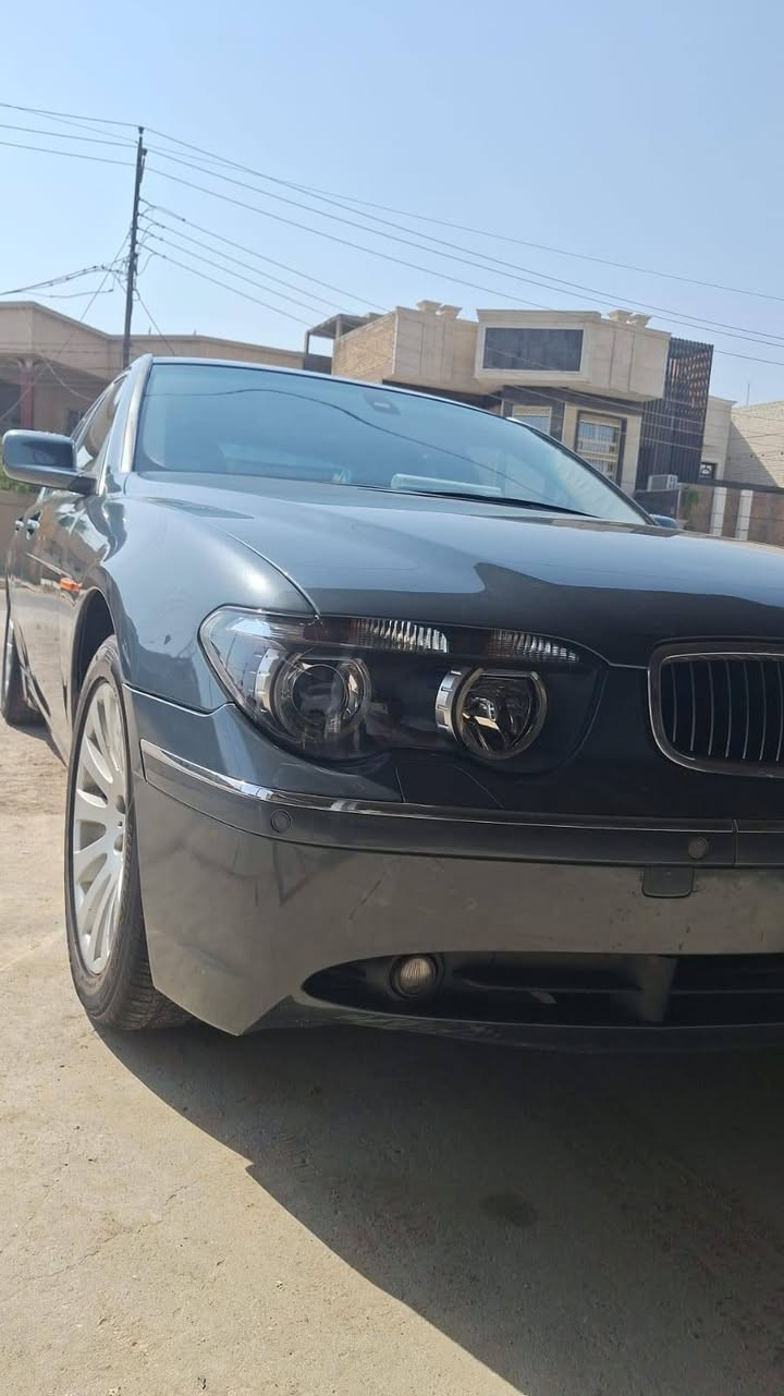 باخرة ٢٠٠٢
حجم ٧٤٥ موديل ٢٠٠٢ رقم مميز بغداد بسمي
سياره فول مواصفات 
مصبوغه عام جماليه 
مابيه اي نقص محرك كير حداديه تخم تاير تبريد جاهزه 
مكاني بابل مركز مدينه السعر ١٢٥ 
***********
