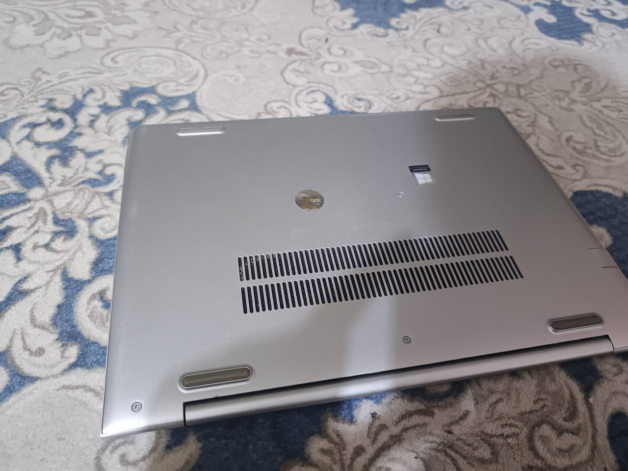 السلام عليكم عندي لابتوب HP ProBook 440 G6 للبيع مستعمل قليل لغرض الدراسة يجي ويا ماوس لاسلكي  وحقيبة لل لابتوب وشاحنة الماوس استعملتة فقط 3 ايام والشاحنة مابيهه اي خلل والحقيبة نضيفة وال لابتوب ايضا نضيف مابي اي عطل ولا ضربة رايدهن ذني كلهن ب450 للعلم مشتري ب500 وهو سعرة اكثر من 500 بس جان عدي خصم من الشركة هدية للتواصل راسلني او اتصل واتساب علا هاذ الرقم *********** واذا عندك سوال اسىئلني بل خاص + الماوس بلكارتون والشاحنة والحقيبة نضيفات جدا ممتازات وال لابتوب ايضا  تواصل واتساب *********** موقع كربلاء
