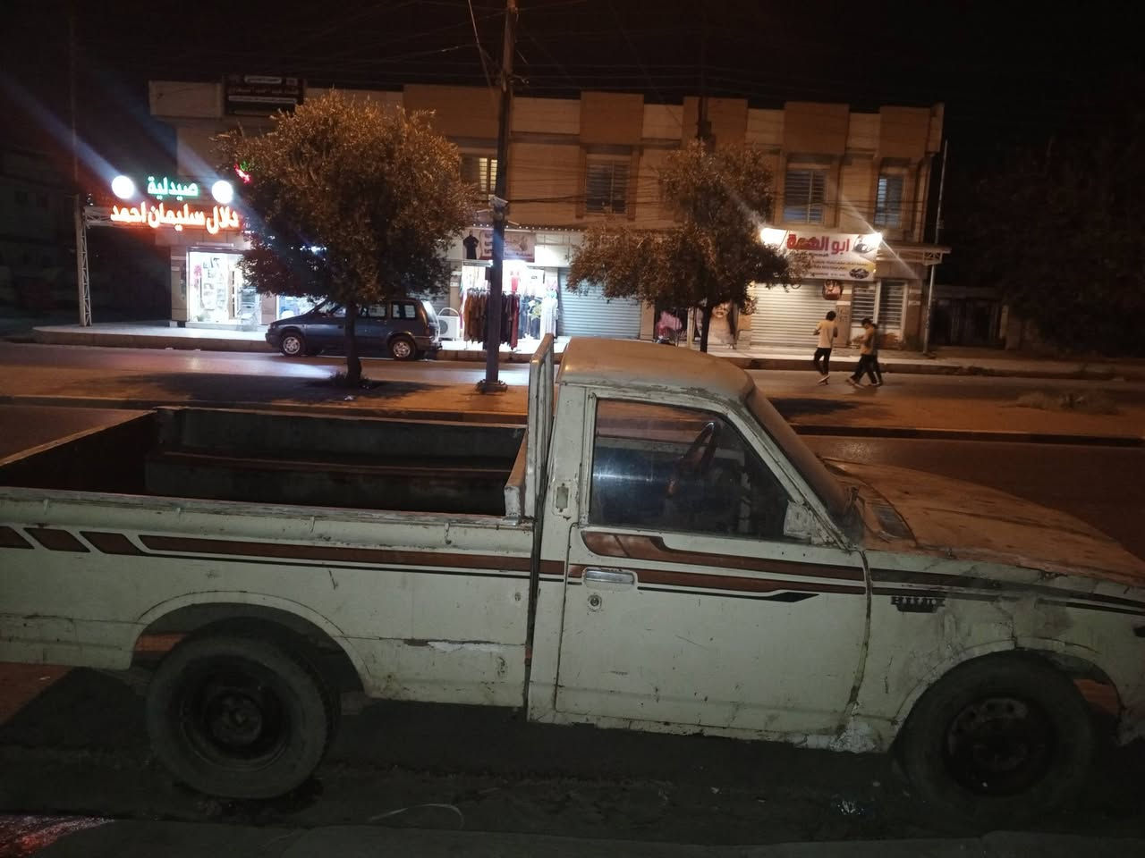 السلام عليكم 
بيكب تويوتا موديل 78 للبيع محرك معمر رايمن

الجوة ستندر والفوك 30 والگشر كدام العين

صاحب السيارة الشرعي في تلعفر تحويل فقط

السعر مليونين وربع وبيها مجال

للتواصل ***********
