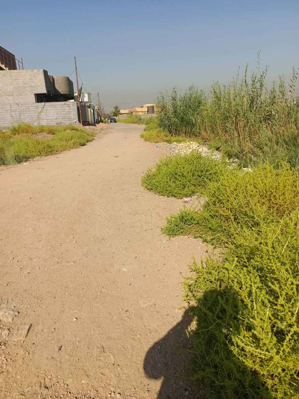 بسم الله الرحمن الرحيم 
يعلن مكتب الفرسان للعقارات عن توفير 
ارض (طابو زراعي سند 25 للبيع)
في مفرق السده داخل المقاطعه 1/61
المساحه 170 متر وجه 8 متر نزال 22 متر 
السعر 17 مليون قابل للتفاوض 
للاستفسار والطلب زيارة مكتب الفرسان او الاتصال 
***********/مرتصى
