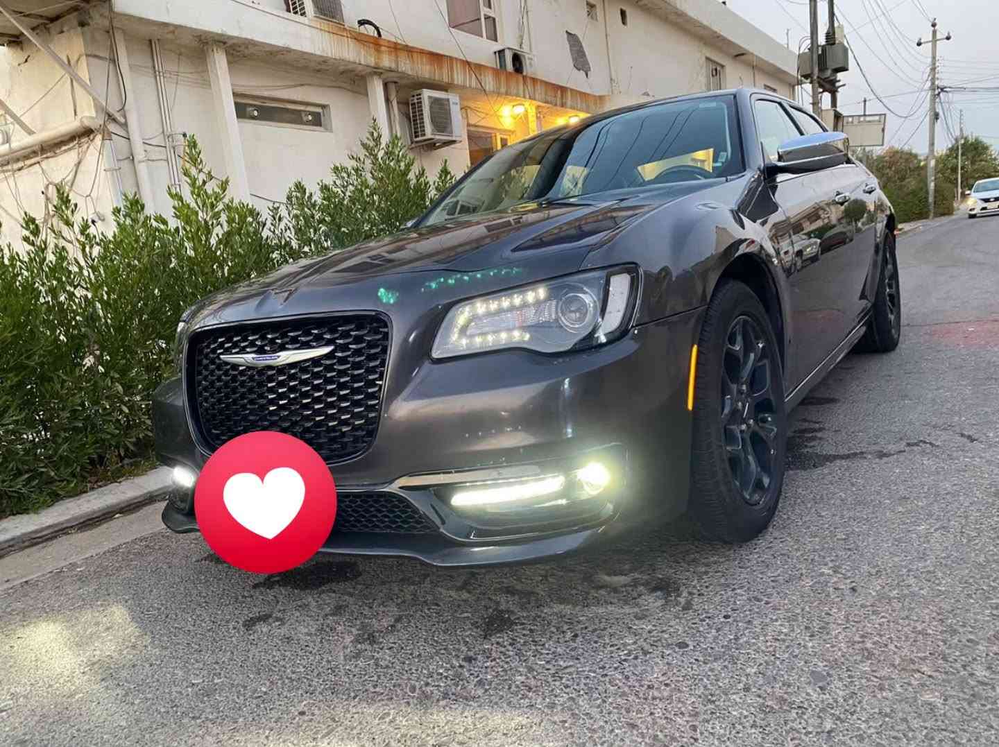 سلام عليكم اوباما c300 2019 اصل السياره فول مواصفات للاخير بنوراما
ويل 20 
كشنات كهرباء 
كشنات تدفئه وتبريد والخلفيه تدفئه 
رادار جانبي 
خزن ميموري 
بعد بيها هواي مواصفات رقم بغداد باسمي الجديد تحويل مباشر وهزه جديده مكاني بغداد السيديه ‭+ 964 770 963 6789‬ السعر 175
السياره جاملغ مبدله مال حادث امريكا وبيها الهلال الخلفي اني صبغته وموجود السونار وصور الحادث والسياره كلش جديده

