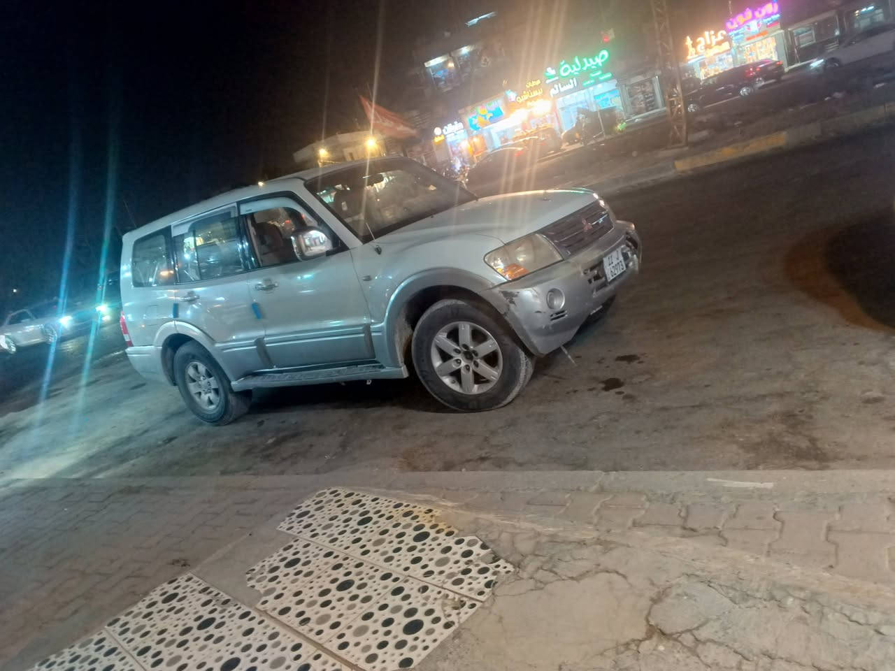 السلام عليكم
باجيرو مديل 
2006
مكينه بلاد
3800
تبريد شغال
رقم انكليزي
بغداد 
بسمنه
تحولي ماشر
البيع لو مراوس
سعر 80
وبيه مجال 
مكان البصره
***********
