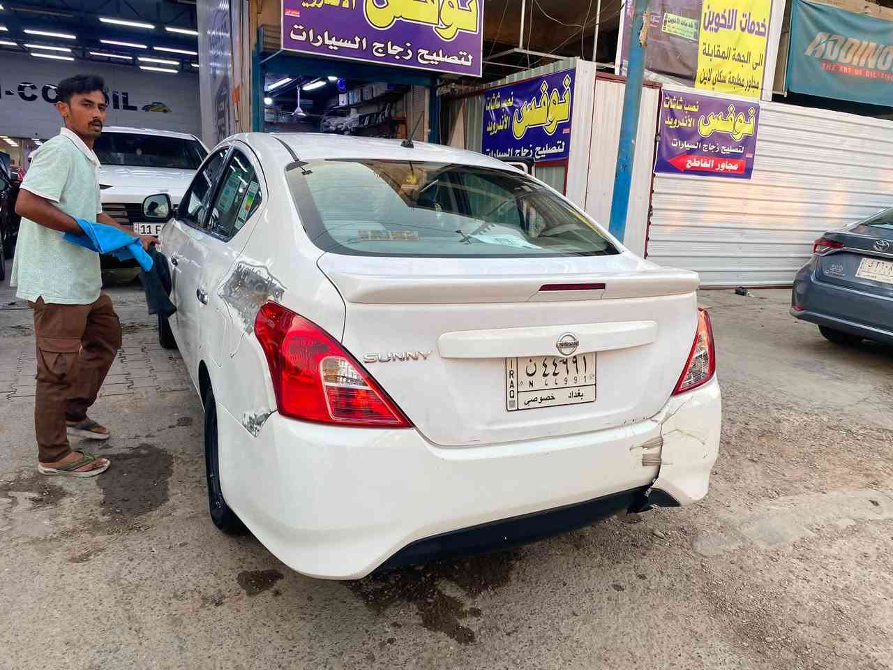 سلام عليكم للبيع نيسان صني موديل 19 بغداد ماشيه 185 الف بيها صبغ جاملخ خلفي اليسار وجاملخ امامي اليسار بارد 
وبابتيت الايمين بارد مكاني الكرخ الاسكان 
***********
