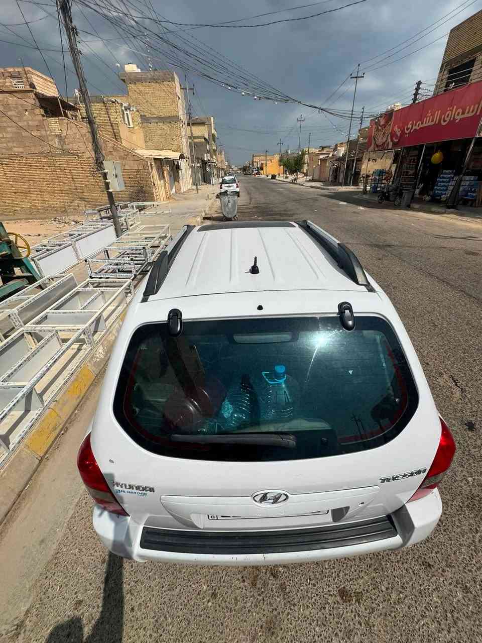 السلام عليكم للبيع توسان 2008 خليجي - فور ويل رقم بغداد - مكان السياره كربلاء

الموديل: 2008 خليجي
المحرك: 2000 - 4 سلندر
الكير: اوتوماتيك - فور ويل AWD
السنوية: رقم انكليزي 

المكينة والكير مكفولات
المكينة لا تنقص ولا تبخر - تبريد ثلج

الصبغ:
صبغ بقبق الجنطة فقط كما موضح بل سونار+ بارد بالجاملغات والبنيد
بدون دواخل، شاصي نظيف

السعر: 90 ورقة وبيها مجال بسيط

العنوان: كربلاء
للاتصال: ***********

سيارة جاهزة ما تحتاج دينار.
