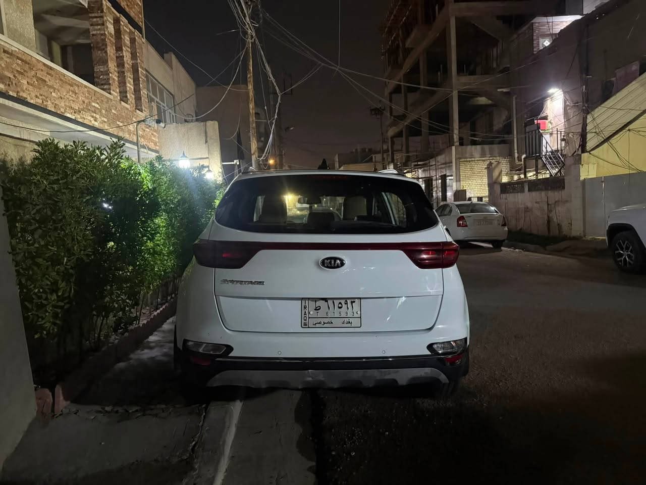 السلام عليكم كيا سبورتج للبيع 2019 السيارة بي صبغ وبارد بالاماكن المحددة ودشبول مفطر من الشمس ماشية ٥٣ الف مكان بغداد الجديدة للتواصل *********** السعر ١٨٣
