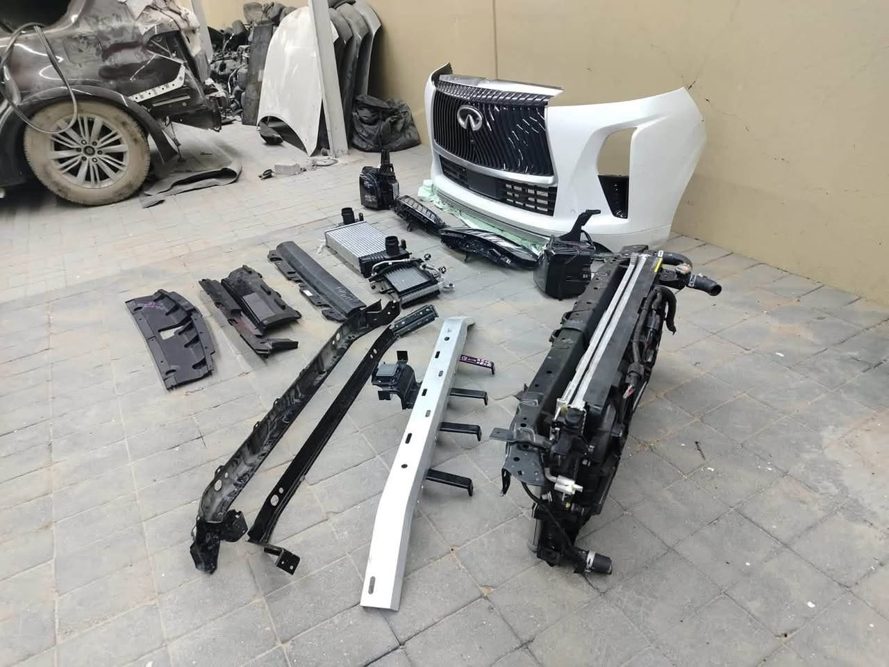 طلب مسبق ⚙️

قطع غيار باترول + ارمادا + انفنيتي

اكسسوارات وتحديثات نيسان باترول Y63 بلادي اصلي

متوفر جميع قطع غيار واكسسوارات نيسان باترول + ارمادا  🇯🇵🇺🇸

2015 الى 2026 الشكل الجديد

متوفر ابواب وبونيد ايرباكات وكل قطغ غيار الشكل الجديد

متوفر قطعه شفط الابواب الجانبيه الاربعة

وتحديث دعامية بلاتينيوم ومسطره بك لايت خلفي
وتحديث نيسمو 

متوفر قطع الغيار والاكسسوارات يوجد جميع قطع نيسان من الوكالة

للطلب والاستفسار يرجى الاتصال على الرقم 👇

***********

واتساب متوفر ايضآ 🌹

#باترول_نيسان 
#تحديث_باترول #2025
