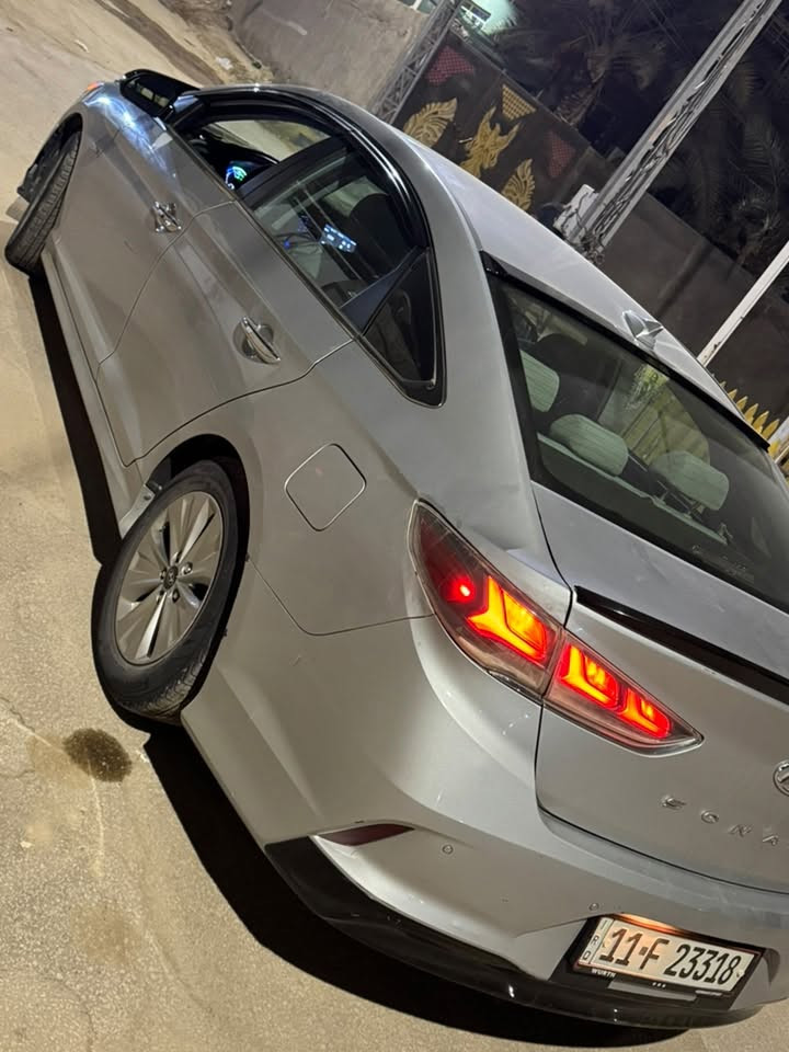 سوناتا 2019 هايبرد مكينه 2000gdi
حادثها بالجنطه تبديل جنطه والجاملغ الايسر بارد فقط بدون ايرباك
تخم تاير جديد حداديه جديده تبريد ثلج السيارة جاهزة مناقصها شي
سعرها 120 وبيها مجال 
للاستفسار  
***********
