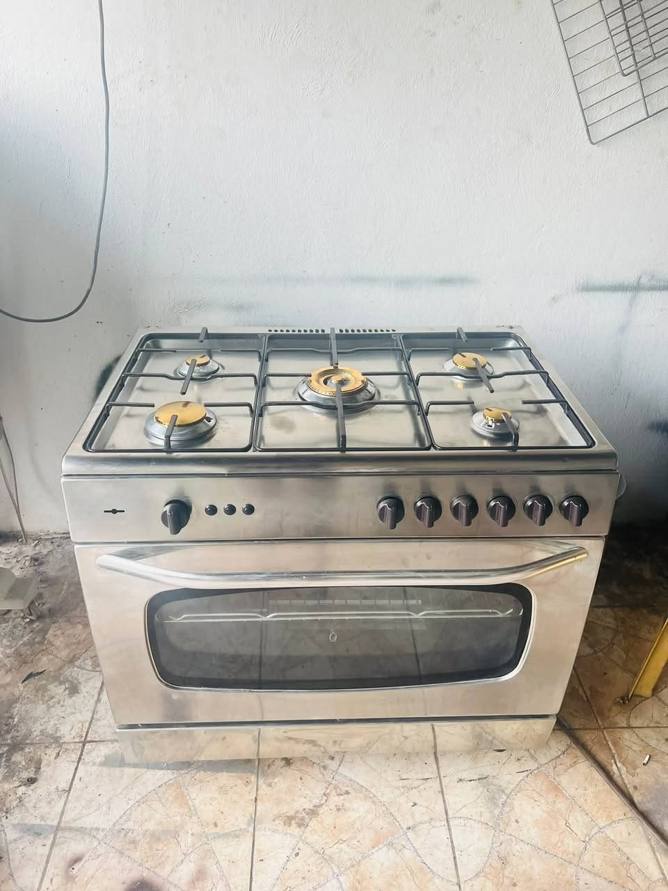 طباخ ايديال • ٥ عيون • استخدام قليل