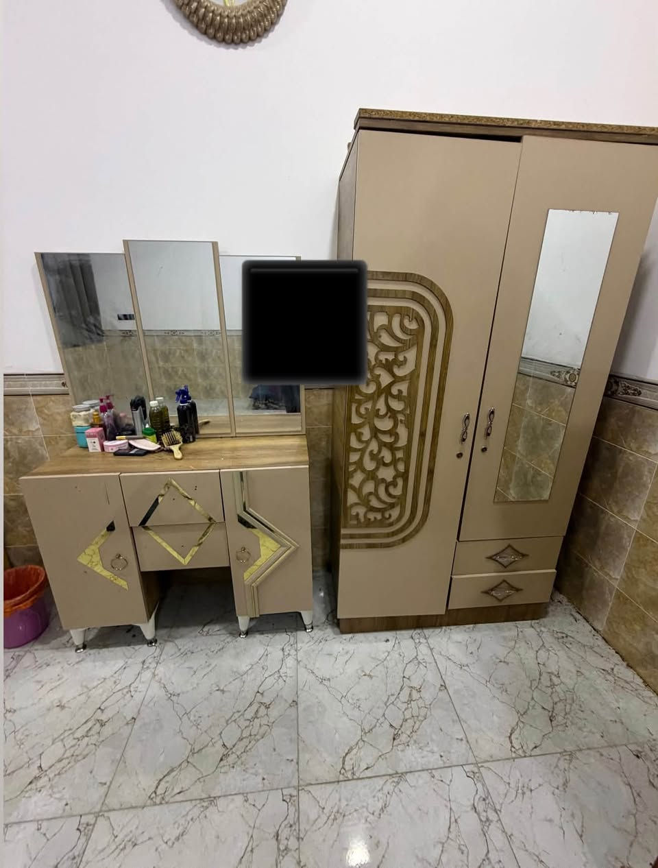 ميز تواليت • كنتور • للبيع