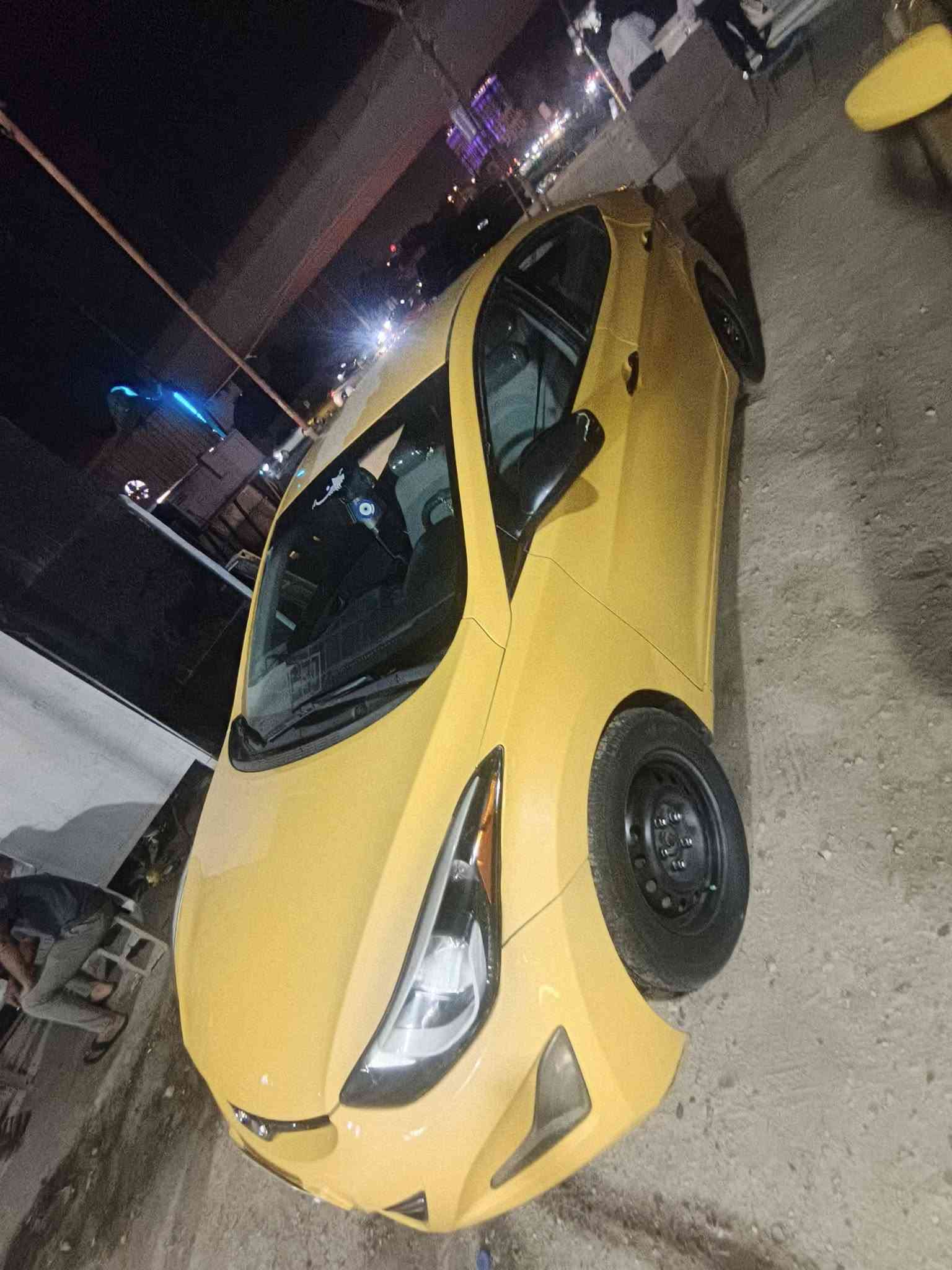 سلام عليكم النتره مويل 14 امريكيه حادثها قبق صندوك بيها سونارمكينه ١٨٠٠ دوشمه كشنات ارضيه مكان السياره كراده ***********
السعر ١٠٠ وبيها مجال
