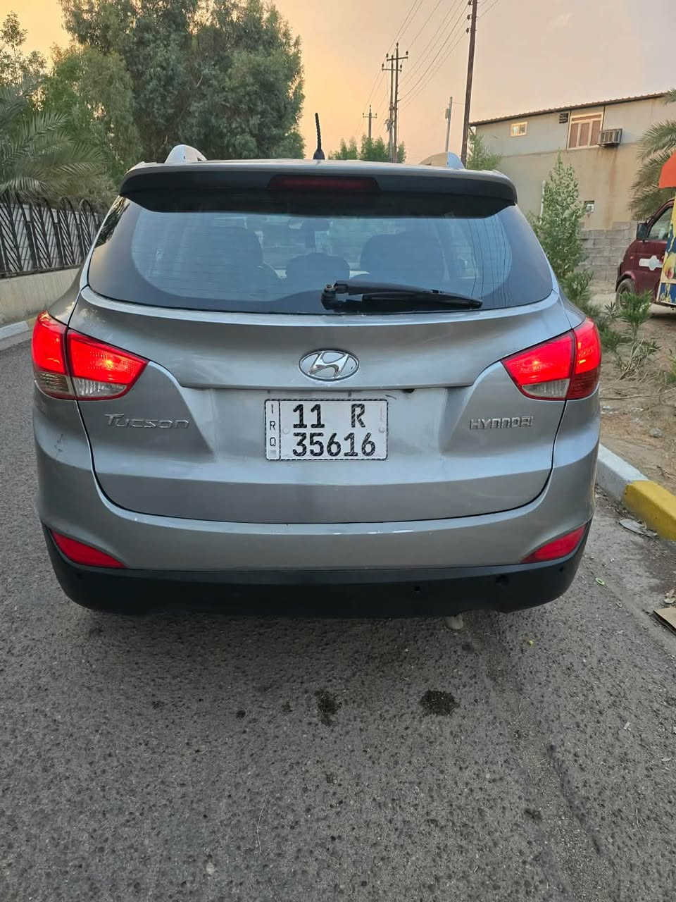 توسان • ٢٠١٠ • بيه صبغ