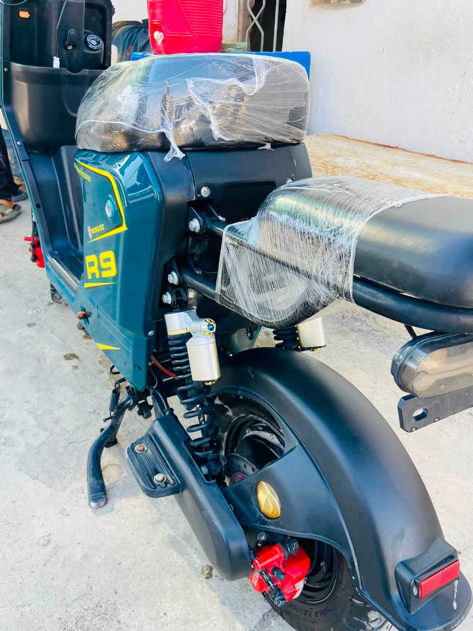 السلام عليكم
ماطور شحن للبيع بسعر 450 وبيه مجال 
بطاريات 32 شركه WINLEE نضيف انضف من الصور 
***********
