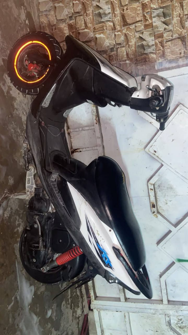 السلام عليكم ماكس عدله كفاله كهربايات شغاله كله مكينه ناعمه سعر475 رقم ***********
