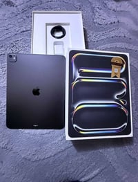 ايباد M5 • شاشة ١٣ انش • ٢٥٦