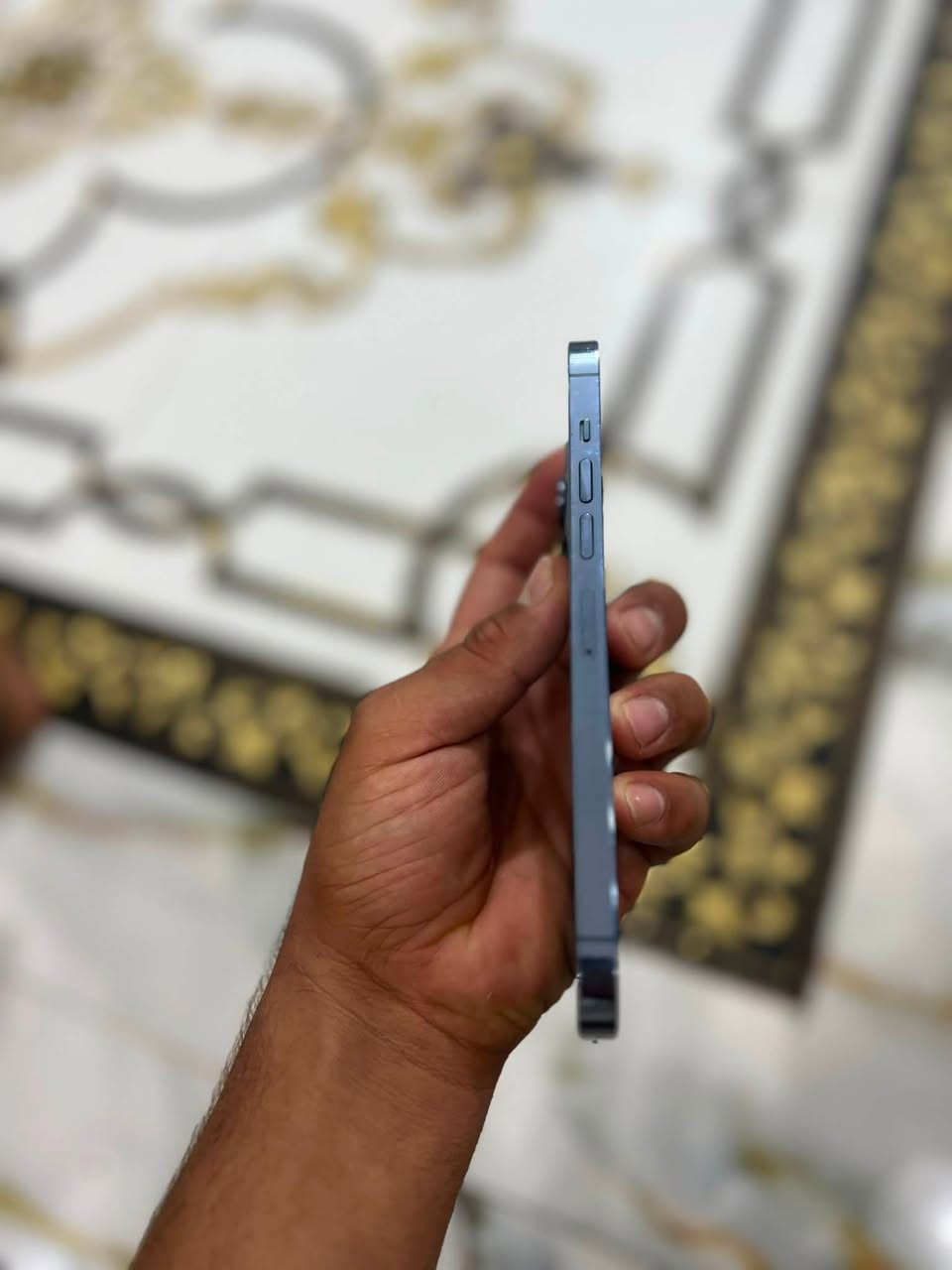 جهاز أيفون 13 برو ماكس للبيع 
مكفول من كلشيء بس ظهر شويه متأذي 
بطاريته نظيفه 83
السعر خاص 
اتصلوا على هذا الرقم ***********
