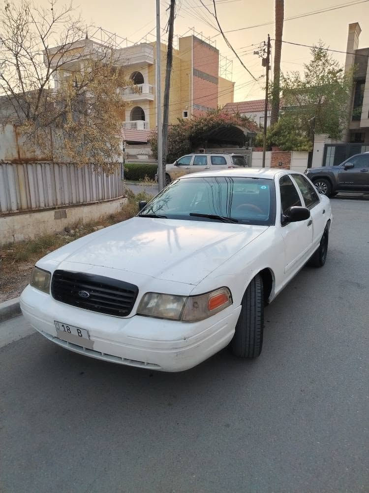 فورد كراون فيكتوريا 2006 وراد امريكي بوليسي مكينه ٤٦٠٠.. ٨سلندرتصرف٩ لتر كل ١٠٠كيلو.. بدون ضربه وصبغ بلاديه 
  ماء زيتي اصلي..غرفه السياره نضيفه.. شاشه ايباد حجم١٠ اصليه تبريد منضومه جديده ثلج.. صدر امامي خلفي جديد باتري جديد.. كشن سايق كهرباء.. سماعات دمام. رقم بابل نكليزي بااسمي سنويه ٢٠٣١ هزه جديده
مكان سياره بغداد علي الصالح مقابيل مرور الطوبجي 
ملاحظه بيها لاستيك ولف بس مماثرابد السعر 57..... *********** بغداد, العراق
