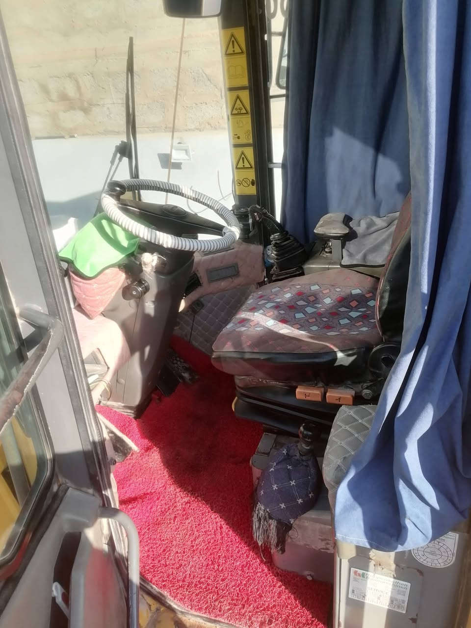 کوماسو 320   1999
رقم سنویە سلیمانیە جدید2027
کابون گاز کرکووک
مشتغل 15000الف ساعە
بدون مفتوح 
بدون صبغ
جملغ مقبط
تایرات فووگ نص
کهربائی ترید کل شغال
سنون سجین بوش بیامە  شرط
بدون نقص جاهز للعمل
مکان   داخل کرکووک 
***********
***********
