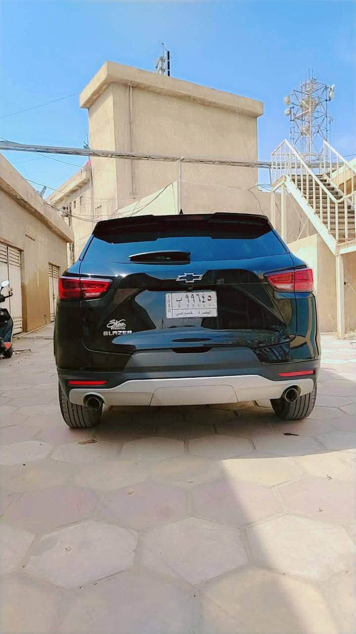 بلايزر 2023
محرك 2000 تيربو رقم بصره دولي بسم اخوي

ماشي 50كيلو جديده

مواصفات عالميه

تشغيل عن بعد

شاشه كبيره

كار بلي

ايقاف ذاتي

نقطه عمياء

رادارات

كشن كهربائي 

تدفئة كشنات

تحديد مسار

جنطة كهربائية

حادث بس بنيد 

انطلاق من 0الى100 ب3ثانيه اعلى فئه 

السعر 185 بيها مجال
او مراوس حسب القناعه
***********
***********
