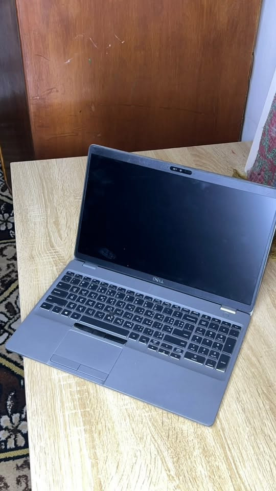 ديل Latitude 5510 • i5 الجيل العاشر • ٢٥٦SSD