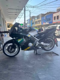 CBR ٦٠٠ • مكينة كبس • تايرات جديده