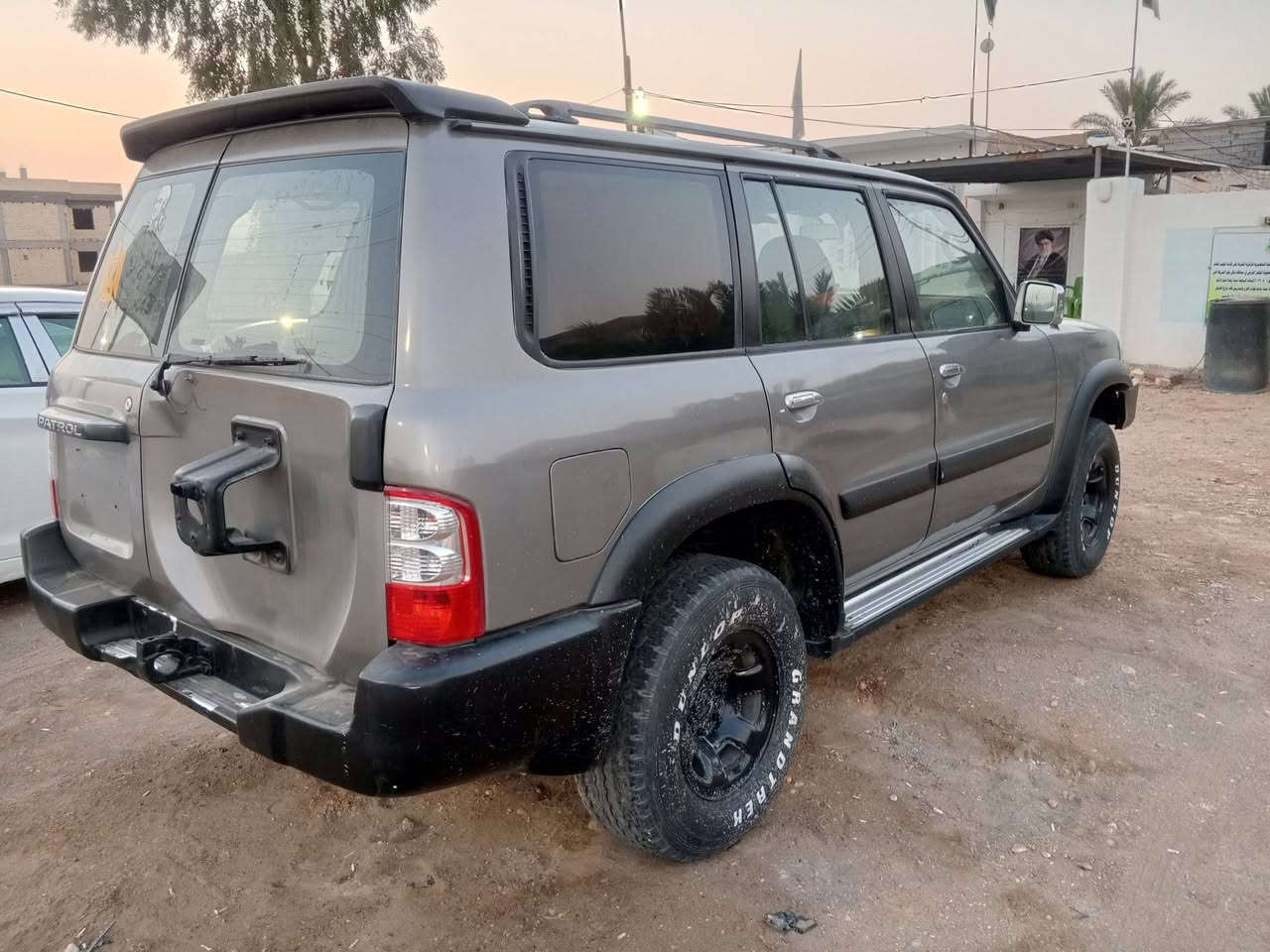 لبيع نيسان باترول موديل 2003 رقم سليمانيه تحويل مباشره سنويه جديد صبغ عام لجماليه ديالى بلدروز السعر 80 ورقة ***********
