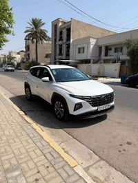 للبيع توسان 2023 خليجي رقم بغداد الجديد ماشية 35 الف مكفوله من الحادث ...