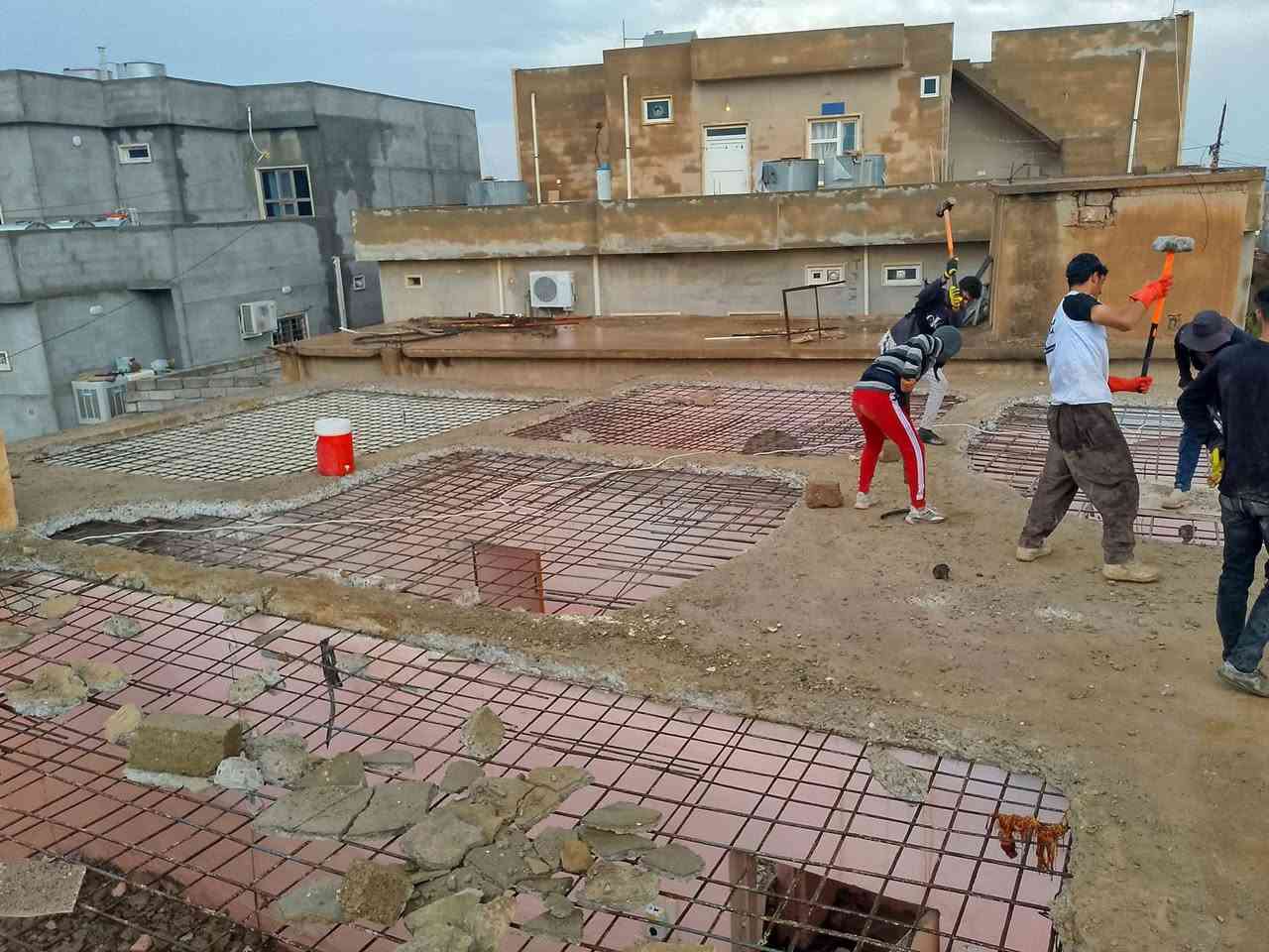 هذا باب رزقنا بلازحمه تعليق او لايك
كادر عمال لكافه الاعمال الحره
1،تصفير بيوت +تكعيبات
2،تصفيط بلوك ع الخريطه
3.تگشير لبخ
4، تگشير سيراميك وكاشي
5، لبخ تكعيبات + درز
6. فرش حجر داخل وخارج
7.دفن تكعيبه
8، حفر قواعد دنك+درج
9. فرش بلوك داخل للنجار
10، تفليش بيوت + مخازن + حيطان+ تنضيف البلوك 
11.فتح مكان مبردات او دكتات 
اجميله قرب جسر ام الشبابيط
اسعار مناسبه ولسنا الوحيدون لكننا الافضل للستفسار 👇👇
‏‪
***********✅
