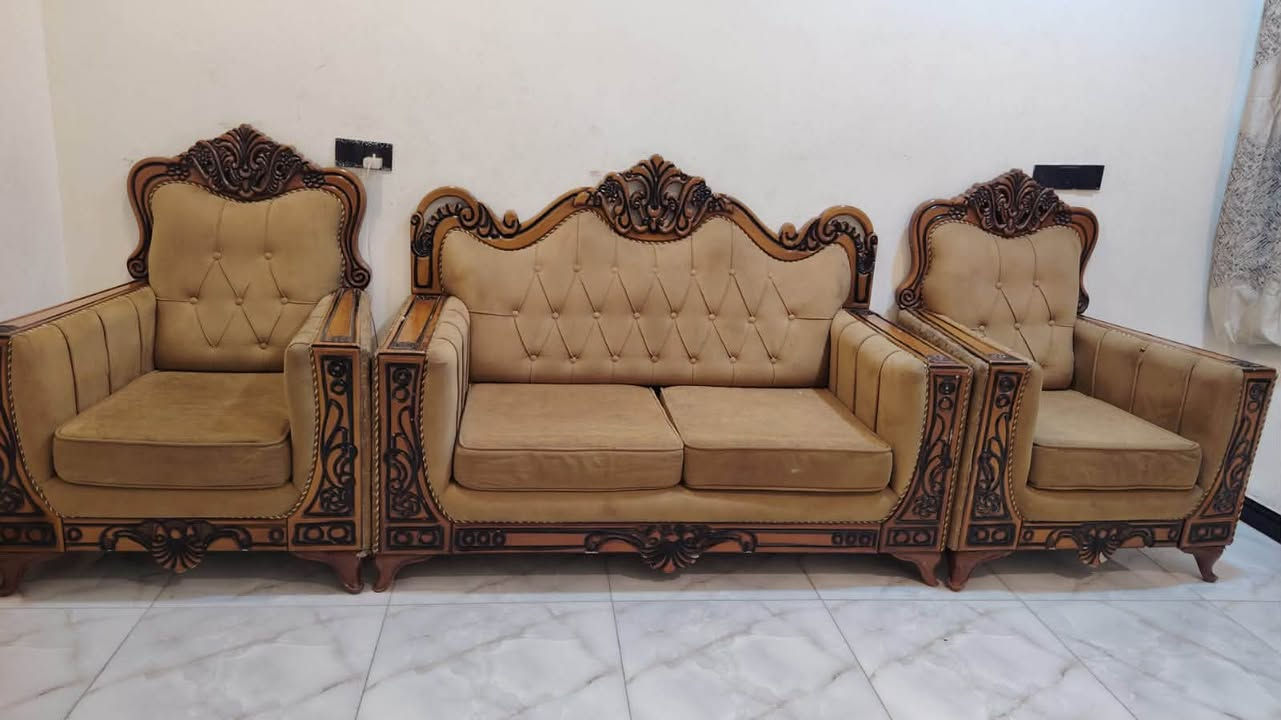 اللبيع الستفسار
وات ساب  
او تصال   
***********@
