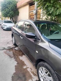 سنترا ٢٠١٨ • ٤ باب • بوياخ