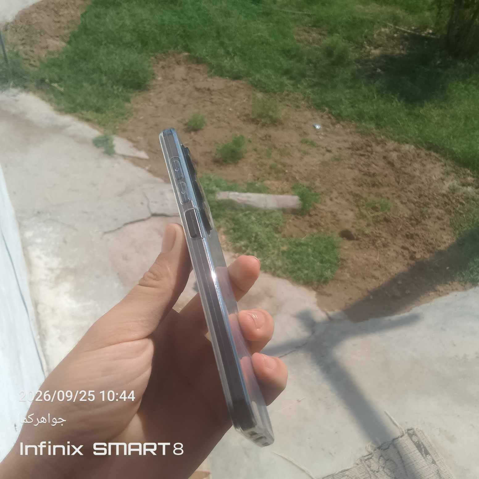 جهاز لللبيع سعر 200الف اوبيه مجال لطيبين ذاكره 256بطاريته 5000البارحه فتحته من كارتون واتساب ***********

نص مكتوب في الصور:
- 2026/09/25 10:44 جواهركما Infinix SMART 8
- 2026/09/25 10:44 جواهركم Infinix SMART 8