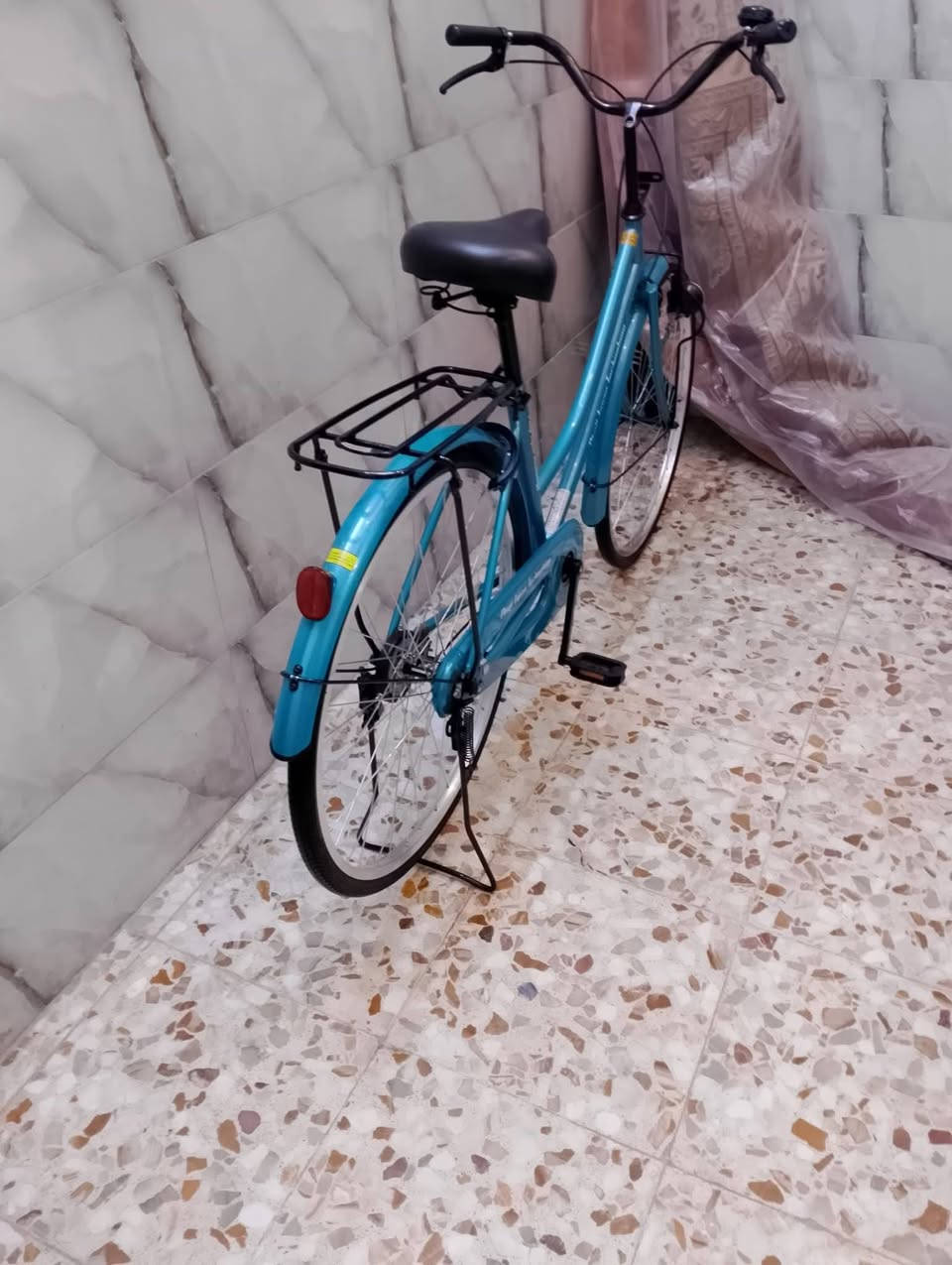 بيش ***********
