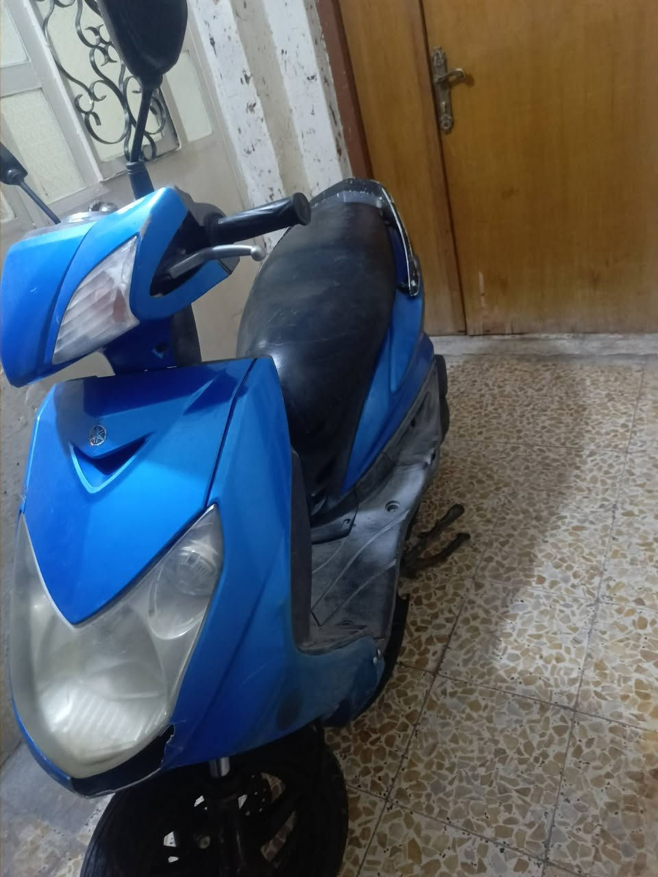السلام عليكم سكنس فحل للبيع دراجه تشتغل بس تتاخر لاتبخير ولاتنقيط ابيعها كوم حديد ب 350 وبيها مجال جماعه 250/200 لا طبون استفسار واتساب فقط ***********
