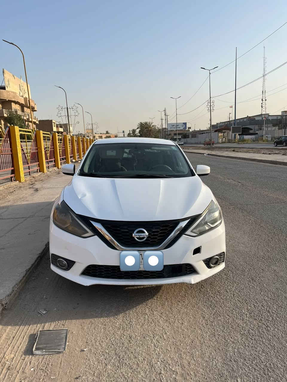 السلام عليكم 
نيسان سنترا ٢٠١٨ وارد أمريكي للبيع مواصفات SV المعروفة 
كاميرا 
حساس لايتات 
أنظمة قيادة سبورت وايكو وفقسة سرعة over drive 
حادثها جاملغ امامي اليمين فقط بامريكا وبالعراق حادث جاملغ خلفي جهة قبق البانزين مصبوغ بدون دواخل ولا ايرباك طاك كله سليم فقط بيها بعض الملاحظات بالكشر واضحة بالصور 
سعرها 97 وبيها مجال بسيط 
للاستفسار المراسلة عالخاص او واتس اب ***********
مكانها بابل
