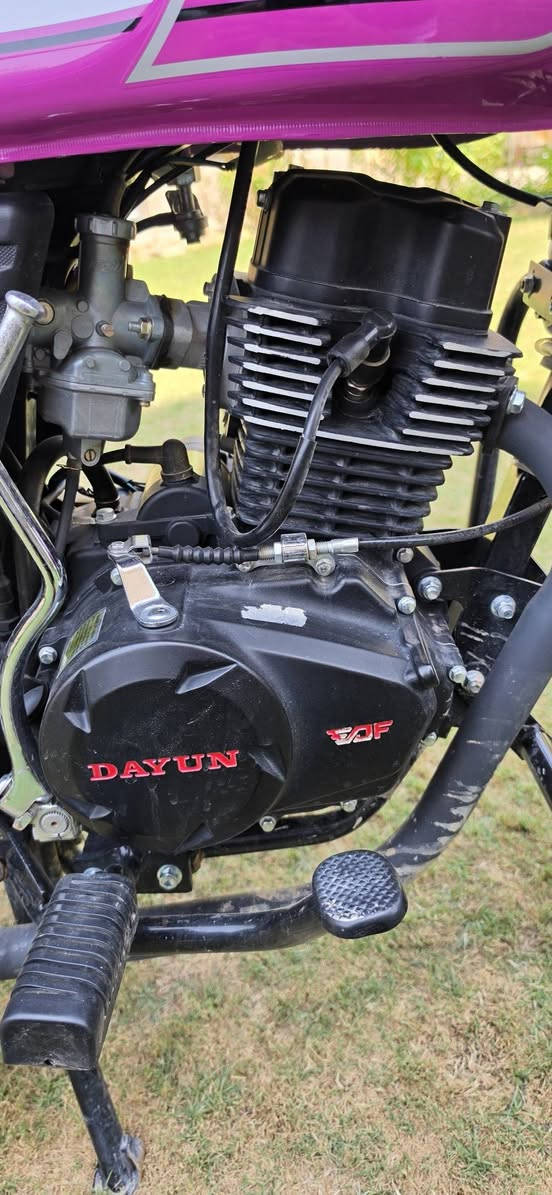 السلام عليكم
دايون كلاسك موديل 2026  طالعه قبل شهر اخت الزيرو 
بعدهي جديده محرك 200  
السعر 1750  بيها مجال قليل 
عنواني / بابل حله مدينه الثوره 
رقم /  ***********
