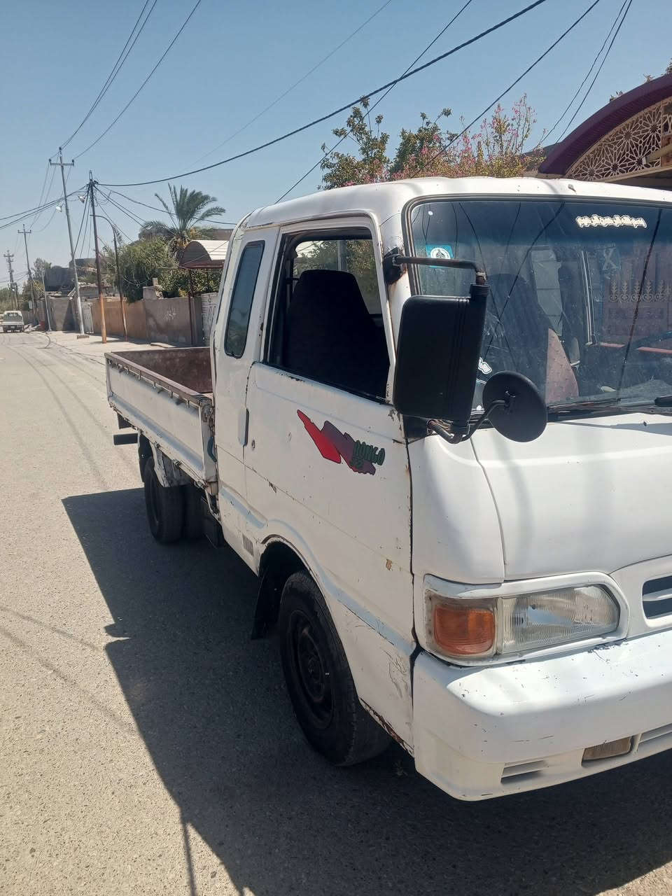 يالله السلام عليكم  كيا بنكو موديل 96 بلاديه رقم نكليزي سنويه نافذه لغايت 29 بغداد بسمي رقم شاصي واضح تخم تاير كهربائي صدر باور باتري  دوشمه كله كامل  7 جنكال مكينه بيه تبخير شرط لتحويل لسعر ٥٥ وبيه مجال مكان لسياره ديالى خان بني سعد هاتف ***********
