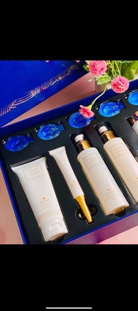 🌟 بكج الكافيار المميز 🌟 📝 الوصف: هي طقم العناية الفاخرة BEOTUA Caviar ...