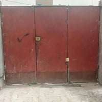 باب حديد • ثقيل جدا • مترين ونص