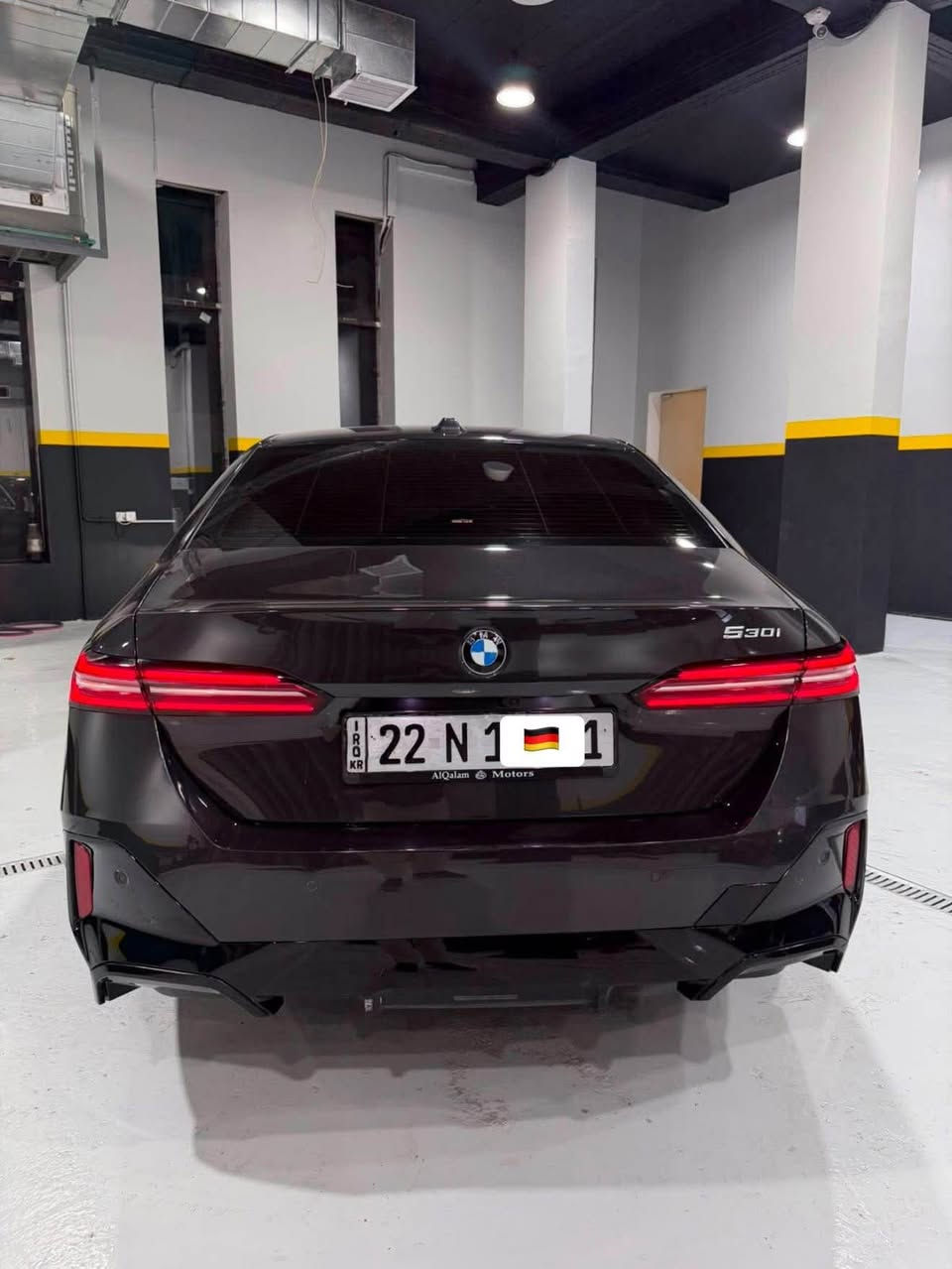 السلام عليكم

للبيع BMW 530i

2024 

عداد 43m

فول مواصفات 

Body Kit M

داخل جلد احمر

هيتر كشنات + ستيرن

فتحة سقف

رادارات 360 

حساسات 360

وباقي التفاصيل والمواصفات معروفة للـ BMW

  

الضرر سطحي جداً قطعة وحدة فقط جاملغ أمامي بدون اي 

دواخل او اضرار 

رقم اربيل بأسمنا تحويل مباشر ثاني يوم

مكان السيارة بغداد

السعر 400$ 

*********** بغداد, العراق
