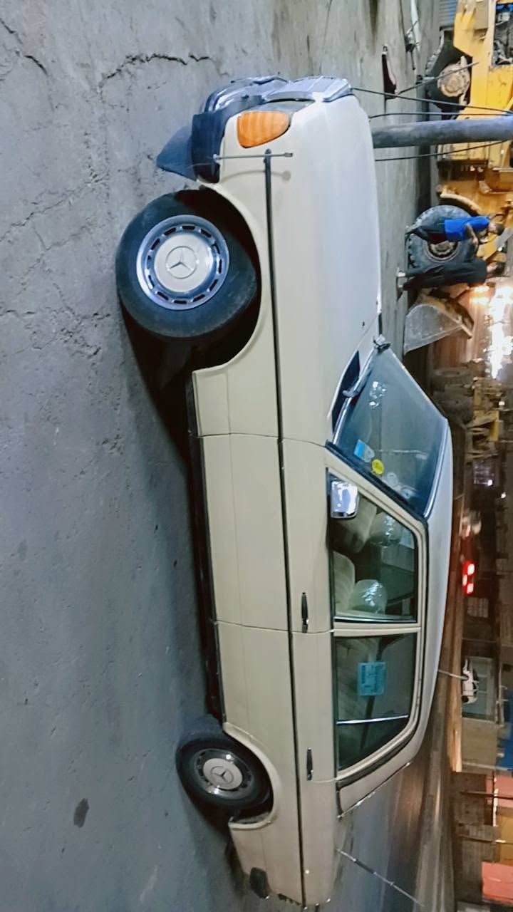 مرسيدس • موديل ٨٤ • رقم ديالى