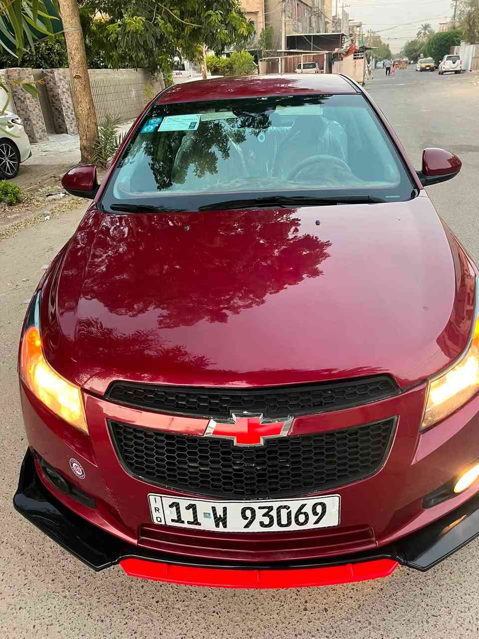 سلام عليكم شوفر كروز موديل 2012 مكينه 1400 تيربو كير AT السياره ب اسمي تحويل ثاني يوم سنويه 2031 هزه  بيها وارقام انكليزي (بغداد) بيها صبغ حزام ضربتها باامريكا صفحه السايق باب السايق وجاملغ امامي والدوسه ،لغود شواصي كفاله تبريد شغال وكل كهربائياته شغاله مابيها اي نقص السياره كلها شغاله والسياره كلها مرتبه مثل ما واضح بل صور سعرها 67 ورقه وبيها مجال بسيط
مكاني المشتل او العرصات ممتواجد على خاص شراي اتصل
***********
