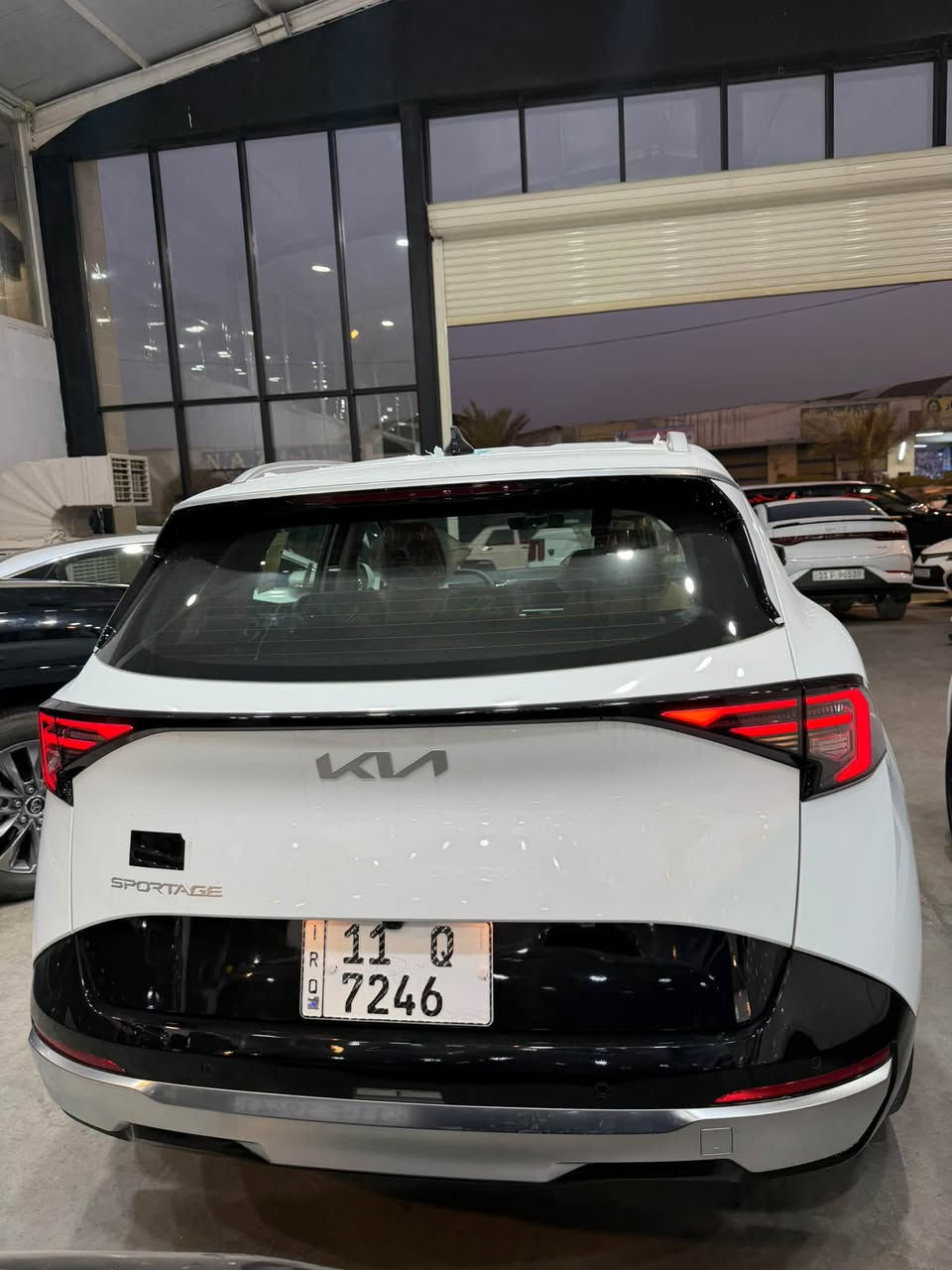 كيا سبورتج 2026 زيرو ( ضمان شركة كيا دولية 5سنوات )
ب24000$
خليجي مكفولة 
رقم الهاتف: *********** 
رقم بغداد مثبت لوحات رقم رباعي مميز
مواصفات  فول قماره حديد 
تدفى كشنات 
كرسي كهرباء
مكينة 2.0  
داخل جلد عسلي
مقاعد الاماميه تدفئه 
كامرة خلفيه 
مقاعد الامامية كهرباء 
تبويد قطعتين خلفي
شاشة كببره 
شاحن موبايل 
حساس امامي 
حساس خلفي 
درايف مود 
صندوق خلفي كهرباء 
اريل نفكيتر 
شباك اسود لامع 
بصمه تشغيل 
تشغيل عن بعد 
قماره حديد 
مري كهرباء 
تحكم ستيرن  
تبريد قطعتين 
24000$ب

مكانة بغداد جكوك قرب بوابة الكاظمية
 
رقم الهاتف: ***********
