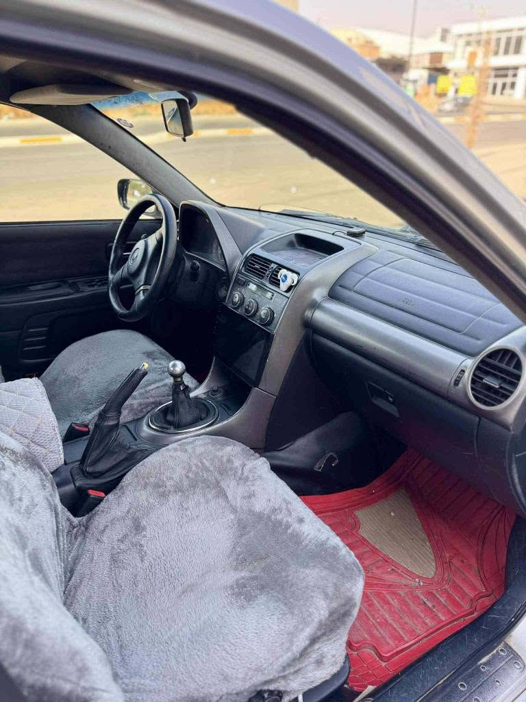 Lexus 2000
فرۆشتن یان گۆڕینەوە 
لێکزس مۆدێل ٢٠٠٠ 
مەکینەی ٢٠٠٠ ڤیڤیتی گێڕ عادی ٦ گێڕ 
سەنەوی ساڵێکە بەسەر چوە ٨ وەرەقە خەرامەی تیایا دوای معامەلە ئەگەڕێتەوە 
تەبرید لەسەر سویچ 
٤ جام کارەبا 
ئاوێنە شەفت
تراکشن 
سەیارەیەکی توند تۆڵ و نەرمە 
گێڕ و مەکینە و هەموو گیانی بەشەرت 
نرخ ٣٦ کەمێک معامەلە
ژ.م *********** دخان, السليمانية

