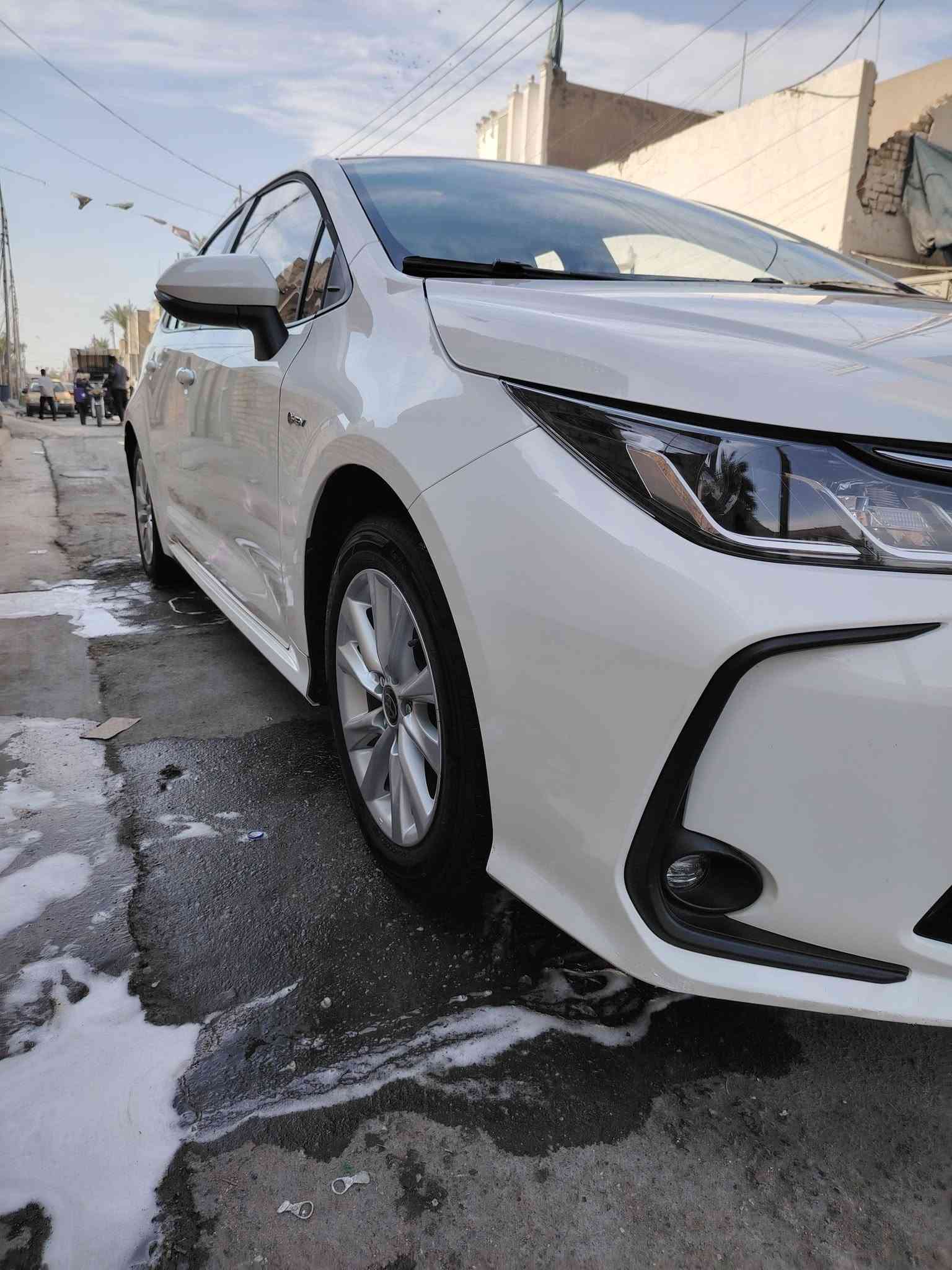سلام عليكم كورله مديل ٢٥ كفالة عامل ماشيه 26 بسمنه فول مواصفات رقم الهاتف ***********
