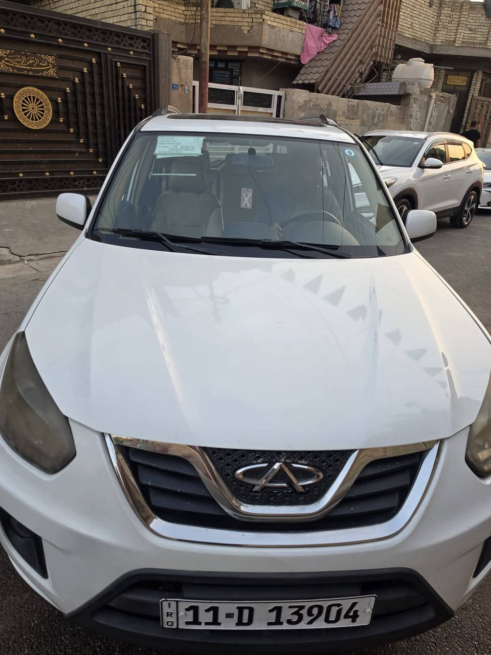 السلام عليكم
تيكو 2014 نظيف ماشيه 112 
سياره نظيفه وحلوه جاهزه مال جناي 
كل مواصفات التيكو 
مكاني بغداد 
سنويه باسمي تحويل ثاني يوم 
سعر 73 وبيه مجال حك الجيه 
***********

