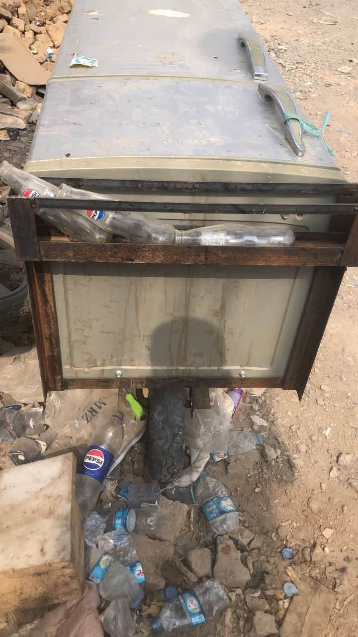 سلام عليكم عندي عربانه مال ببسي وا مال ماي للبيع نضيفه كلش المحتاجه يجي خاص بسعر مناسب الرقم *********** وتساب فقط بس يرادله غسله
