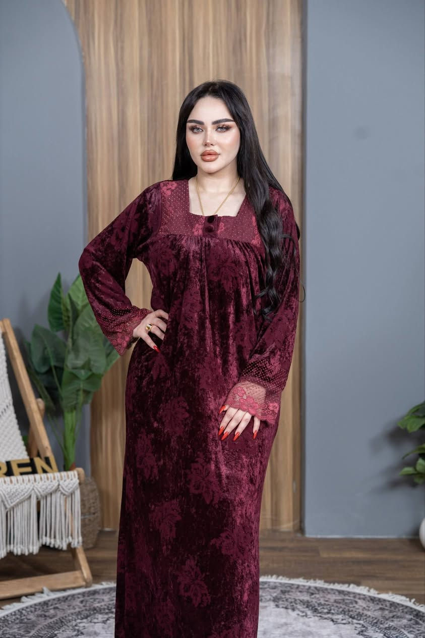 مخمل جاكار موديل دانتيل أج أر 

الكيبور والالماس على نفس لون القطعه

 القياسات/L XL XXL 

سعر الدرزن 167

اقل طلب نص درزن
