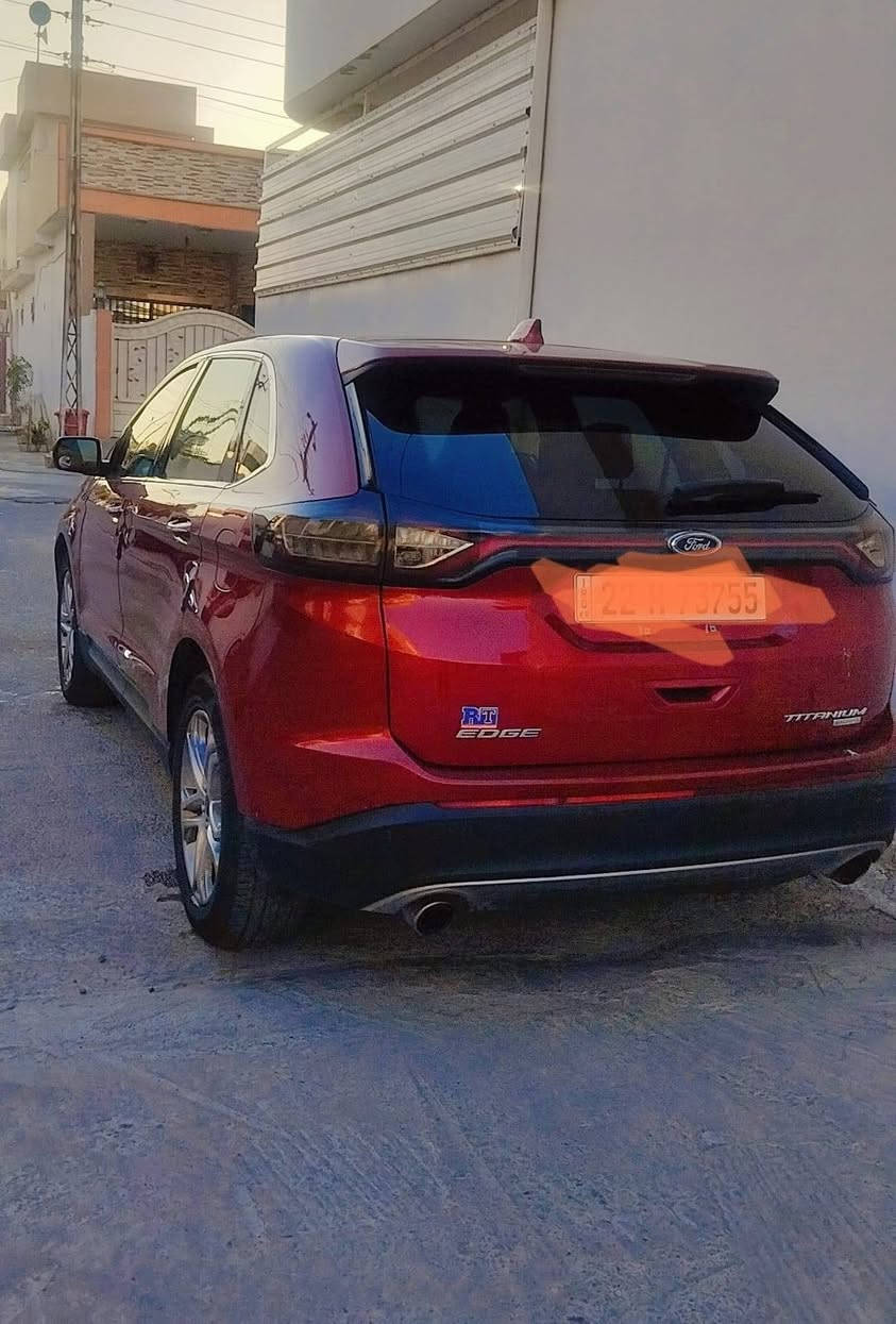 فورد ايدج 2017 Titanium 
الفئة : تيتانيوم( كامل المواصفات ما عدا السقف سلايت)
المحرك : 2.0L Ecoboost ( محرك جديد )
الضرر : صبغ بونيد و باب السكن
اللوحة و الأوراق : رقم شمالي باسمنا ، مع ورقة بنزين كركوك 
المواصفات الداخلية : جلد اسود ، شاشة كبيرة ، حالة ممتازة و جاهزة للاستخدام 
السعر المطلوب : 115 
للإستفسار الاتصال على *********** كركوك, العراق
