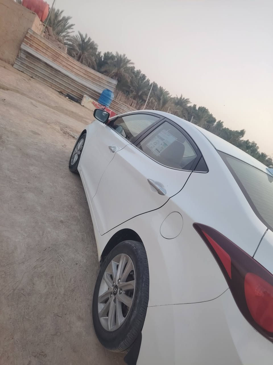 سلام عليكم النتره 15كفاله عامه رقم بغداد محرك 1800 فتحه تحكمات ستيرن جهتين لاد اربعه دسك مري شفط  فول موصفات مكاني نجف شارع كربله عمود 230 سياره نضيفه وحلوه مل جناي سعره 130وبيه مجال ***********
