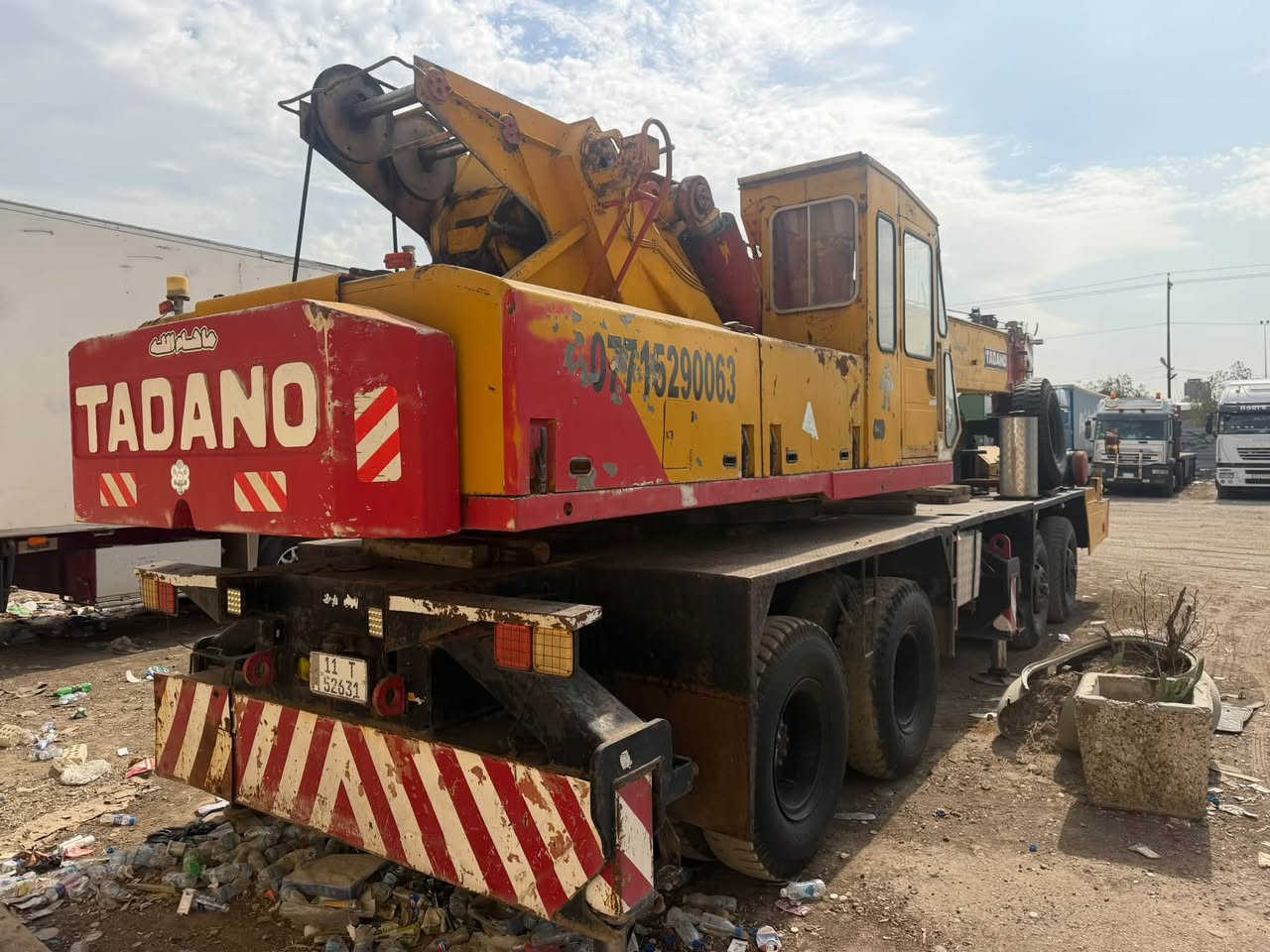 كرين 45 طن مكفول وجاهز للعمل 3 سلايت أرقامه بغداد بسمي ومكانه بغداد هاتف ***********
